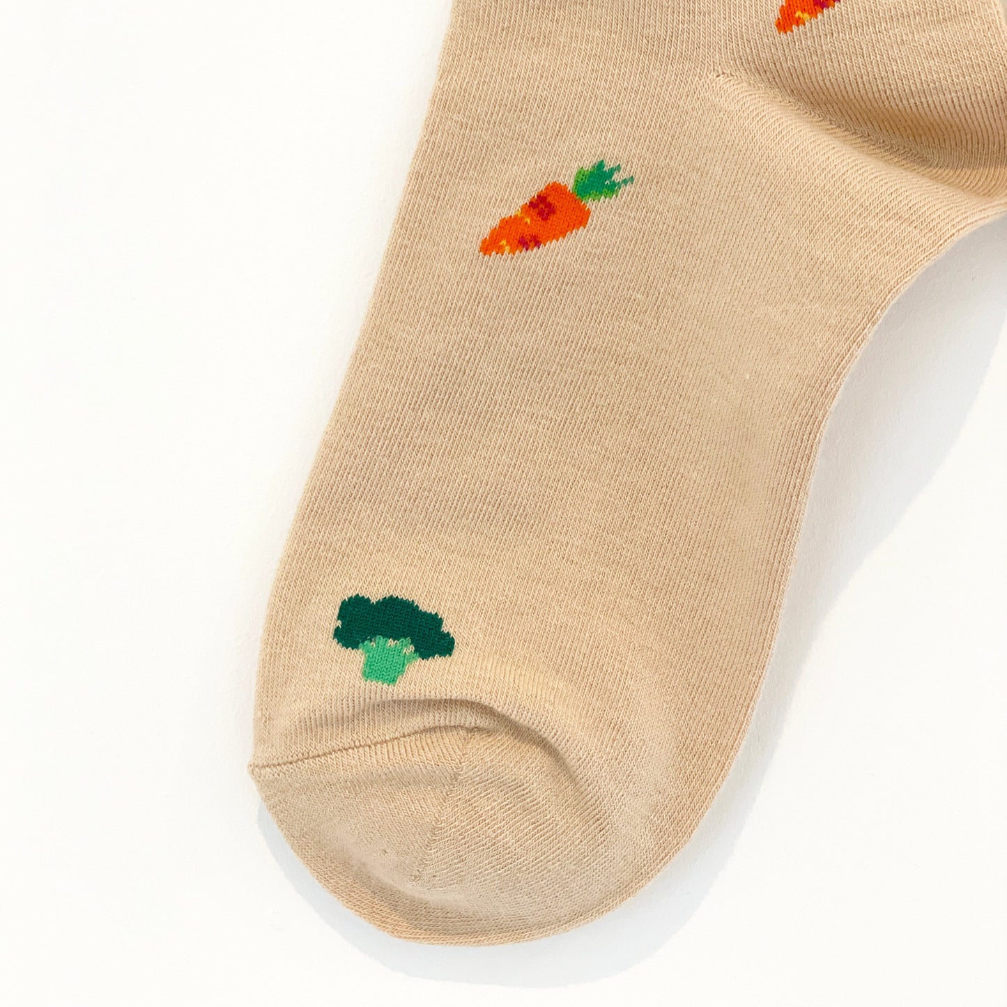 UNISEX | VEGETABLES SOCKS | BEIGE