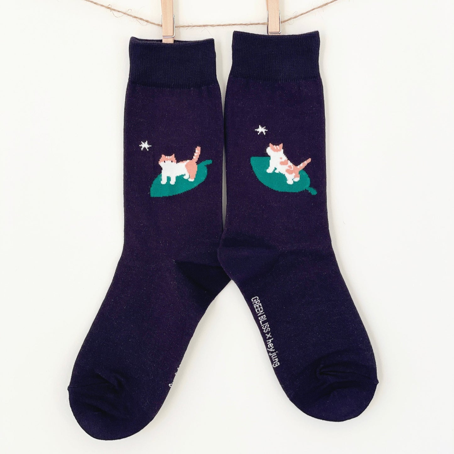 UNISEX | LEAF CAT SOCKS