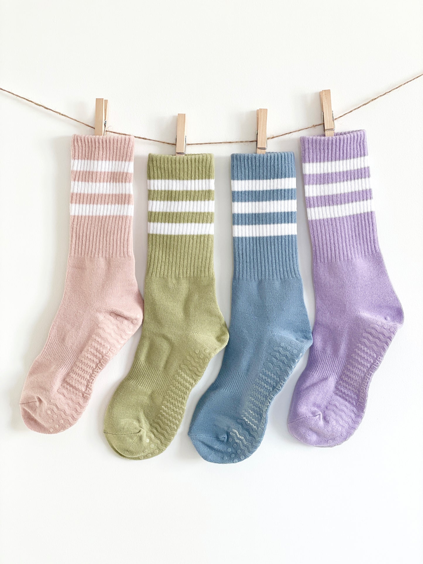 TRIPLE LINE NON SLIP SOCKS | PILATES | YOGA