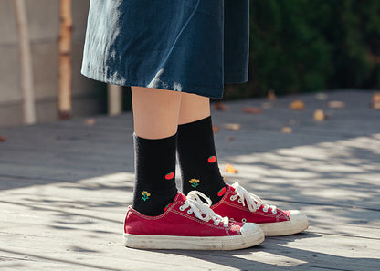 UNISEX | VEGETABLES SOCKS | BLACK