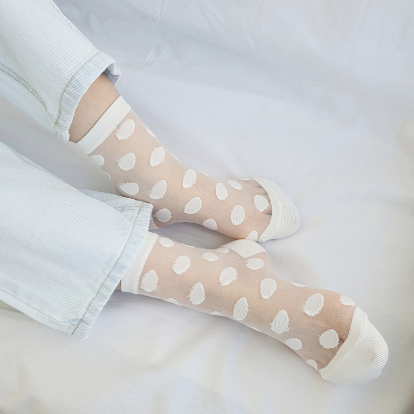 SHEER | DOTTED SOCKS | WHITE